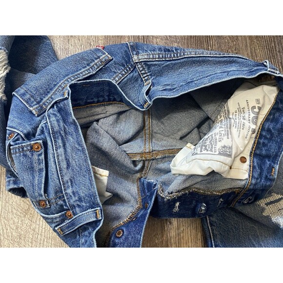 Levi’s 501 Anniversary High Rise Button Fly Jeans Women’s W28 L31 Distressed - Picture 8 of 16
